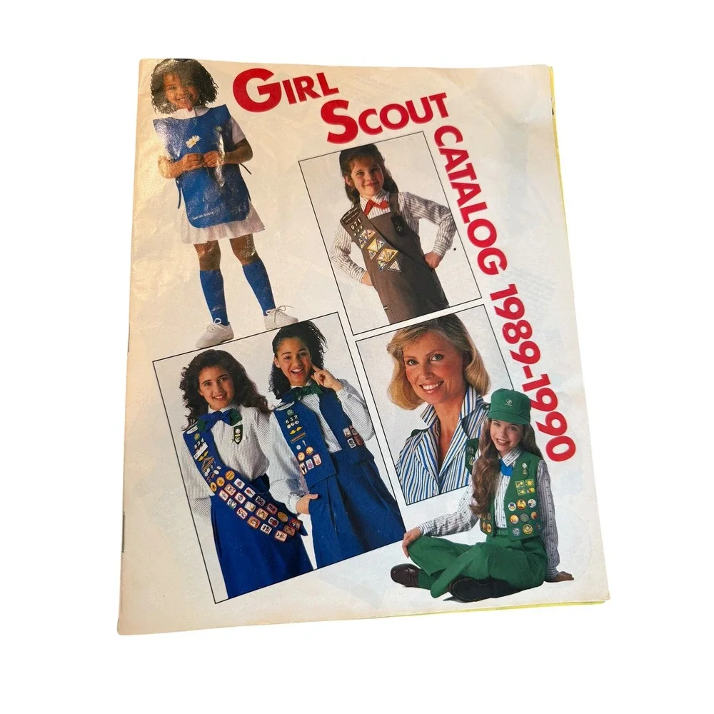 Vintage‎ 1989-1990 Girl Scout Catalog Uniforms Badges Ephemera Scouting History